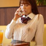 ノーブラFカップおっぱいで全力アピールしてくる彼女の巨乳妹と、誘惑に負けちゃう最低な僕。 三上悠亜 - 10