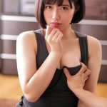 男っぽい幼馴染の胸を勢いで揉んだら、急に女っぽく感じ始め変な雰囲気に… 石原希望 - 2