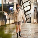 ターゲットはサラリーマン!いきなり目の前に美谷朱里が現れてキミの家行っていい?と言われたらアナタはどうしますか?? 今日は朝まで一晩中、キミの自宅でずーっとお嫁さん気分で中出しセックスしてあげる - 1