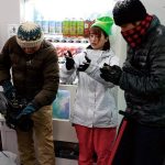 ロケ帰り相部屋NTR 大雪で東京に帰れなくなったお天気お姉さんが、仕事の愚痴を聞いてくれる新人ADと妊娠するまで中出ししまくった一晩。 唯井まひろ - 2