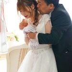挙式を終え幸せの絶頂にいた花嫁がその日、義父に犯●れた。 オヤジの全身舐め変態セックス 明里つむぎ - 10