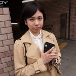 男をダメにする手コキテクの持ち主！自らをダメ男製造機と語る過保護な美巨乳エステティシャンAVデビュー 藤咲れおな - 1