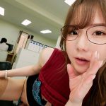 すぐそばに嫁がいるのに僕に跨りヒソヒソ密着誘惑してくるささやき淫語お姉さん miru - 4