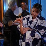 ど田舎の夏はヤルことがなくて隣の美人奥さんの誘惑に乗っかり毎日じっとり汗だく交尾 星宮一花 - 10