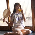 ど田舎の夏はヤルことがなくて隣の美人奥さんの誘惑に乗っかり毎日じっとり汗だく交尾 星宮一花 - 2