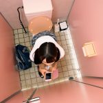 【VR】女子●生を狙った公衆トイレこじ開け強● - 6
