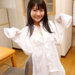 すっぴんなつはイチャラブしか勝たん 元教え子が僕の家にお泊まり！すっぴん姿に、歯磨き姿に、彼シャツ萌え袖姿に、怒った顔などなど、彼氏の僕だけが見れるカワイイなつがいっぱい！ 東條なつ - 1