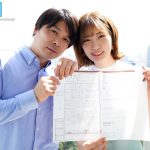 「結婚するまでHは無しね…」と言っていた彼女とついに入籍、 僕らは婚姻届けを提出した足でそのままホテルに直行し何度も何度も中出しSEXをした。 美谷朱里 - 1
