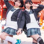 どうせ陰キャなお前ら修学旅行くそだったんだろ? 陽キャなうちらが最高の思い出作ってやんよ!一日中弄られパコられまくった大人の修学旅行in東京 石原希望 葵いぶき - 1