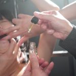 ヤクザに監禁され、キメセク乱交に堕ちていく華奢な彼女を信じて見守るしかない一週間。 倉本すみれ - 1