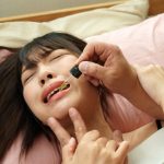 【人格崩壊】大嫌いな元カレに媚薬を盛られた彼女は、カラダを震わせヨダレに精子まみれ。キメセク華奢エビ反り絶頂 木下ひまり - 1