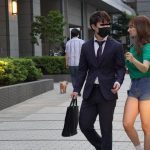 S1が小宵こなんに無茶振り逆ナン指令！ 一流女優の痴女テクで素人を骨抜きにするまで帰れまSEX！ - 2