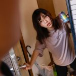 フられてズボラ痴女化し僕のチ○ポを貪り尽くすメンヘラ巨乳従姉 さつき芽衣 - 1