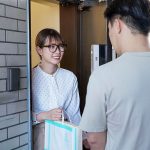 デカ尻妻の全力挑発で襲われた僕は、荒れ狂う雌の性欲を浴びせられ、何度も中出しさせられてしまった。 美谷朱里 - 1