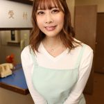 【VR】計画的な汗ばみおっぱい誘惑 寮の管理人に気に入られ…色気ムンムンの汗素肌の罠にハメられてしまったボク 夏川あゆみ - 3