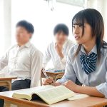 絶対に手を出してはいけない教え子の小悪魔J系にバレヤバ状況で密着囁き淫語挑発され男潮吹くまで弄ばれた。 渚みつき - 3