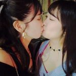 えっ!飲み屋でいきなり逆ナンしてきたくせに、焦らされまくって、寸止めされて、射精の瞬間もチ〇ポ放置され ザーメンお漏らしするルーインドオーガズム×ハシゴ酒で永遠に賢者タイムを与えられず何度も何度も精子を搾取される… 巨乳ハーレムビッチ編 弥生みづき 美園和花 - 7