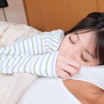 出勤前に10発ザーメンぶっこ抜く！！ヤンデレ新妻のモーニング搾精ルーティン キンタマ空っぽだったら浮気できないよね？ 森日向子 - 1