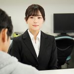 内見にきた新婚夫婦の旦那を寝取って契約成立させる不動産レディの生ハメ中出し営業 青空ひかり - 7