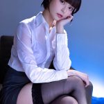 【VR】ゲリラ豪雨×押しかけ 美脚唾だら女上司にメチャクチャ抜かれまくる夜 月乃ルナ - 2
