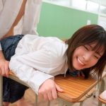 噂のタダマン生活委員にSEXさせて下さい。と、土下座してみるorz 沙月恵奈 - 8