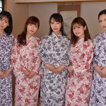 旅館に泊まりに来たママ友たちは全員欲求不満!?美人妻たちの艶めかしい肉体に欲情した僕は『思い勃って即行動』してみたら、久しぶりのチ●ポに興奮してしまいフェラも挿入もやりたい放題!!セックレスで早漏マ●コの人妻は何度も何度も不倫絶頂!! - 2