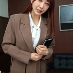 【VR】誠実な秘書のド変態なセルフイラマ 毎週金曜日。日々の努力の対価としてご褒美チ●ポを頂く、昼も夜も主従関係な僕たち。 弥生みづき - 3