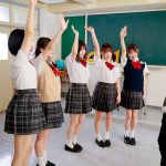 貼れば誰でもいいなり！ハーレム洗脳シールでクラスの一軍女子を完全支配してハメ比べ！ - 5