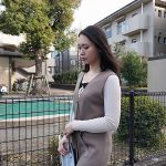 部屋に連れ込んで無言SEX 債務返済の為に俺に抱かれる人妻 - 11