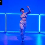 「やわ肉×筋肉」まさかの融合！実は全国クラスのダンサー 食べ盛り愛嬌ボディ女子大生は踊るたびにH乳が揺れ飛ぶAVデビュー 山本ことね - 1