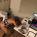 万引き常習若妻降臨。まったく罪の意識無しのギャル人妻 取引成立バックヤードSEX！ - 19