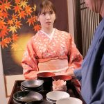 夫婦経営する旅館でオヤジ客の晩酌に呼び出され…朝を迎えても終わらない中出し接待に堕ちた妻 山岸あや花 - 1