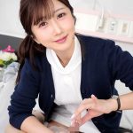 【VR】「手ならいいですよ」そう言ってチ〇ポをシゴいてくれたベテランナースの見つめ合い昇天手コキ 大槻ひびき - 9