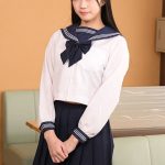 高身長の貧困女学生は小さいおじさん達に群がられ貪られ春を売る。 明日葉みつは - 17