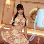 【VR】シン・顔面特化アングルVR ～コンカフェ嬢・胡桃さくらが推し客のボクを’KuruMira’で射精管理する！！！！ - 7