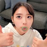 素敵な人妻が「童貞チ○ポにお口だけでコンドーム装着」に挑戦!ノーハンドで童貞デカチンを夢中で咥えたご無沙汰な奥様のオマ○コはいやらしいスケベ汁が溢れ出す!夫に内緒で筆おろしwwエロ優しい奥様はゴムを外して生中出し! - 1