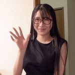素人妻が一般大学生の自宅にコンドーム1つ渡され一泊一度のゴム姦では満足できず宿泊中2度もガチ中出しを許してしまう 激しい騎乗位で色白柔尻を揺らす発情妻 ひかりさん 32歳 - 20