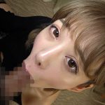 すんごいエロいフェラ顔でチ〇ポにしゃぶりつく！ドスケベすぎるP活娘に大量ザーメン口内射精！ - 7