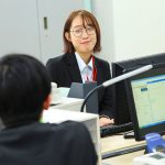 誰かが来たらスカート戻して中断！隙をついて再挿入！平然と悶絶をくり返す粘着衣バックで感情ぐちゃぐちゃイキ壊れたパンスト巨尻OL - 15