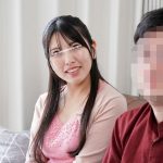 一般男女モニタリングAV マジックミラーの向こうには愛する旦那!夫自慢の美人すぎる清楚妻へ初めての大量顔面ぶっかけ!溜まりにたまった濃厚精子を浴びせられて髪・顔・身体まで精子でべっとり!ニオイたつチ○ポ汁に火照ってしまった奥様は旦那のすぐ横でザーメンまみれ… - 2