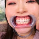 ～喉奥姦通～ イラマチオ 浜辺栞帆 - 2