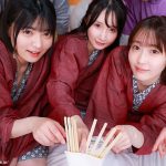 【VR】修学旅行で女子3人部屋に招かれて男女でちょっとHな王様ゲーム!!だけでは終わらなかった…! 男は僕ひとりだけのハーレム逆4P中出し(筆おろし付)修学旅行 由良かな 天然美月 虹村ゆみ - 3