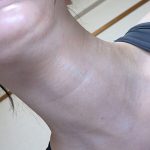 水端あさみ 神陸上ウェア スポーツ日焼けから筋肉美女アスリートの秘部を隠してきたウェアを巨乳や美乳パイパンや剛毛娘に着せジョリワキやハミ毛を堪能。陸上ユニホーム女子の太腿やお尻や着衣放尿まで！！身体にフィットするウェアのキワキワを超接写＆完全着衣でハメ撮り - 1