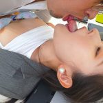 【お漏らしセクハラ】残業中のオフィスで二人きり、 媚薬利尿剤で早漏敏感化した若手ま○こを刺激して何度も失禁イキさせられるデカ尻部下OL 皆月ひかる - 4