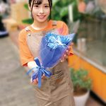 働くカワイイ看板娘の皆さん!!「仕事の合間に筆下ろししてくれませんか!?」休憩中に童貞くんの悩みを聞いてると母性本能くすぐられ膣がキュンキュン赤面発情(^^;)「私が…初めてじゃダメかな」ミラクル展開ww勤務中に童貞卒業ナマハメ連続…しおりさん まいさん - 2