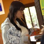 温泉旅館で見つけた巨乳女を熟練指マンでイカセ回して串刺ししてやった元ヤリサー絶倫ジジイ達のゲス宴会2 - 11