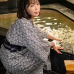 神奈川県逗子市で小5の娘を育てる健気なお母さん 小泉玖美 41歳 「もっと滅茶苦茶にされてみたい」解放された人妻の性 旦那・娘を忘れてイキ果てる1泊2日巣ごもりマゾイカセ不倫 - 2