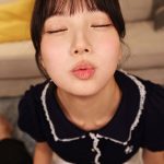 【VR】無邪気かわいい妹の友達を女子会してる隣の部屋で声を押し殺しビクンビクン無限ピストン鬼連ちゃんイカセ 榊原萌 - 4