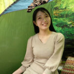 新B級素人初撮り 127 「おとう、ゴメンなさい。」まりかさん 22歳 みかん農家手伝い マン毛ボーボー！ボーボー！「手入れなしのジャングル陰毛」「そこから溢れ出るマン汁は舐めてもまたウマし」「毛に隠れた沼地には柔らか小陰唇がまとわりつく快楽穴」 永野鈴 - 1