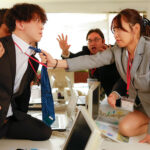 朝起きたら部屋に下着姿の同期女子社員！ いつも生意気で悪態ばかりついてくるのに、甘えてきたので… 七海那美 - 6